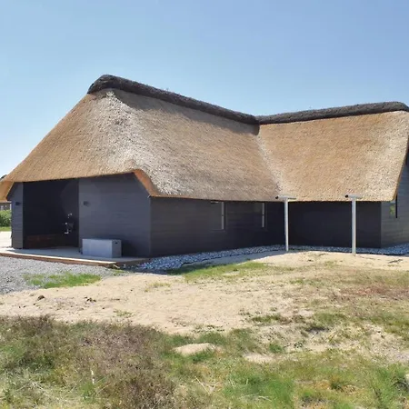 Nyaraló Four-bedroom Holiday In Blåvand