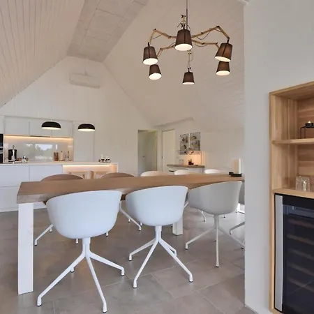 Nyaraló Four-bedroom Holiday In Blåvand