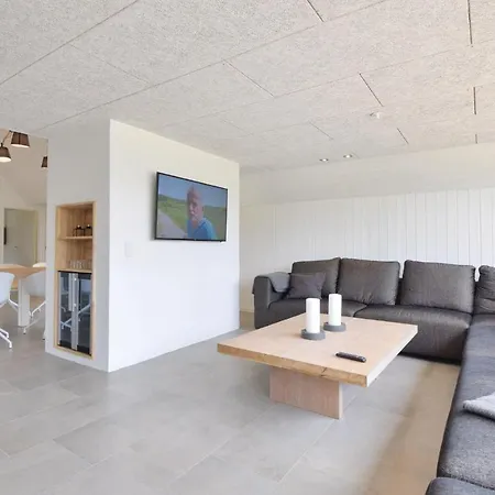 Four-bedroom Holiday In Nyaraló Blåvand